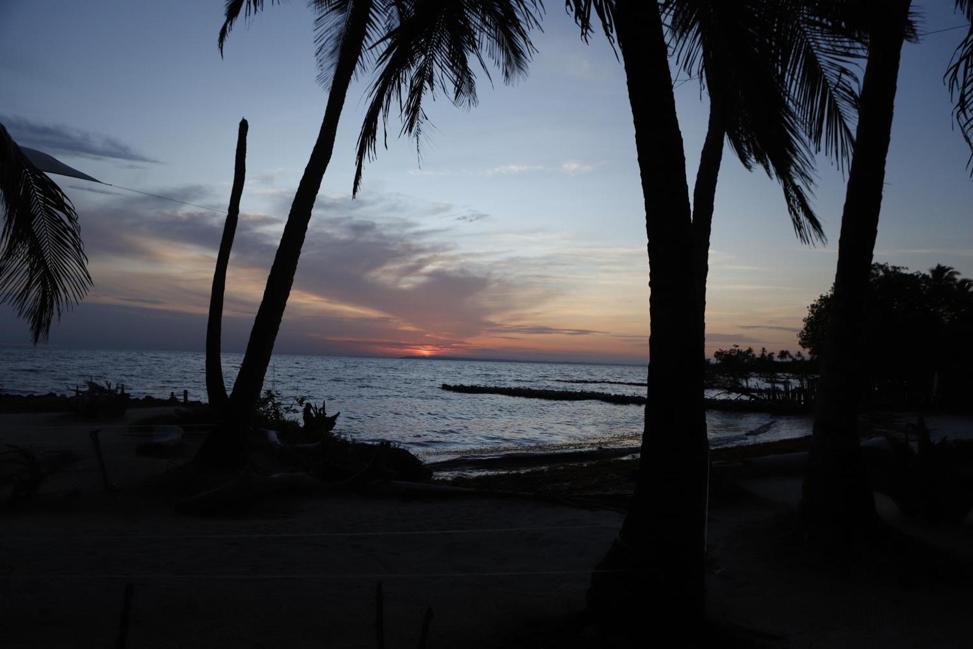 Sal Si Puedes Hotel Tintipan Island Exterior photo